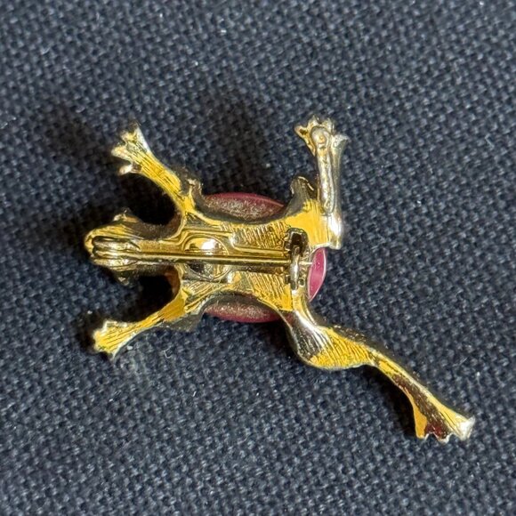 Gold-Tone Frog Brooch With Pink Stone Belly & Textured Finish - Picture 7 of 11